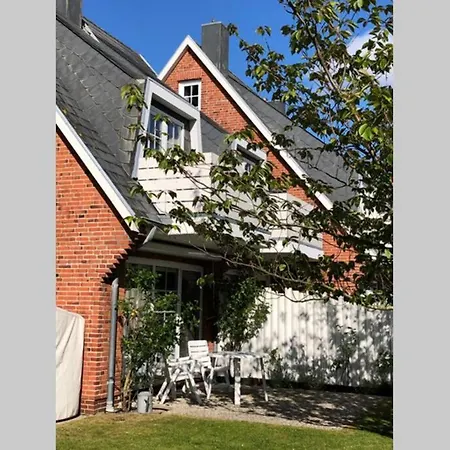 Апартаменты Maritim Und Individuell In Wenningstedt Mit Balkon Экстерьер фото
