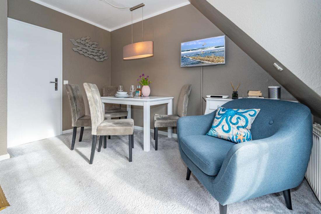 Apartment Maritim Und Individuell In Mit Balkon Wenningstedt-Braderup