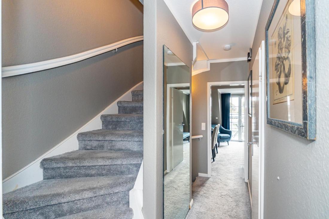 Apartment Maritim Und Individuell In Mit Balkon *